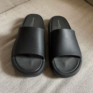 Beach Slides by J/slides Size 9 Black